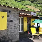 Casa Auri Holiday home Faial da Terra