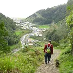 Casa Auri * Faial da Terra