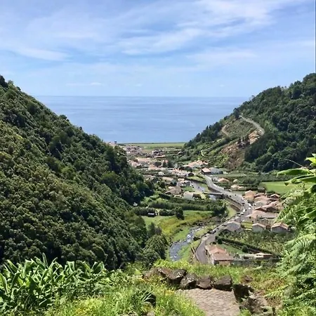Casa Auri Faial da Terra