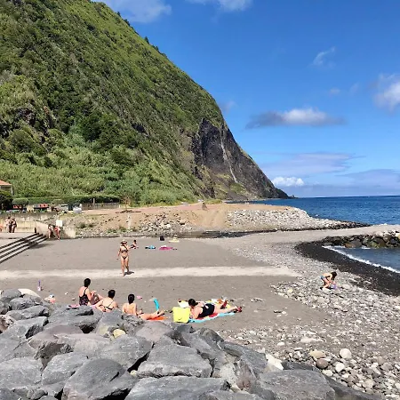 Casa Auri * Faial da Terra