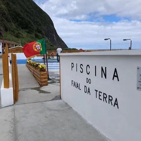 Casa Auri Faial da Terra